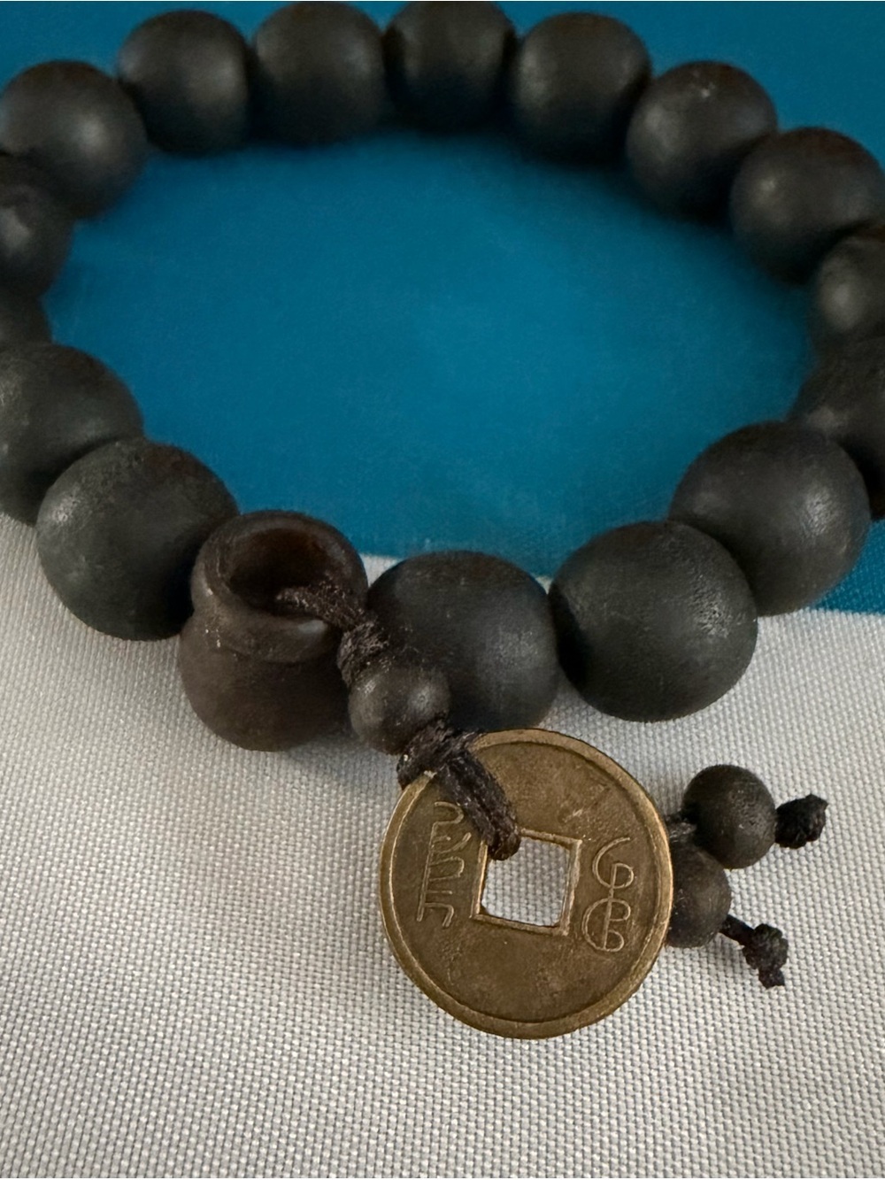 Two distinct bracelets - Picture 5 of 6